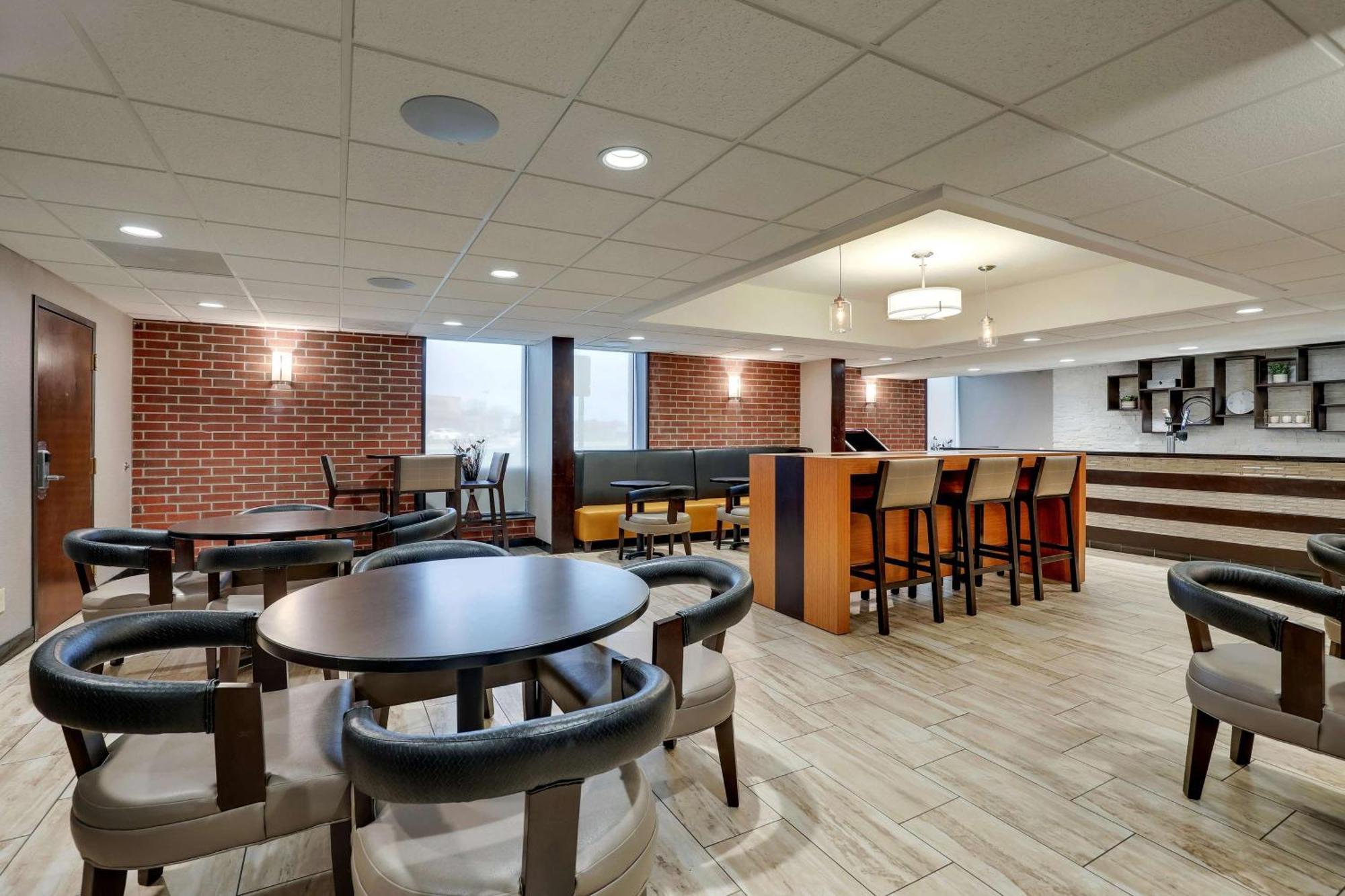 Drury Inn & Suites Springfield Dış mekan fotoğraf