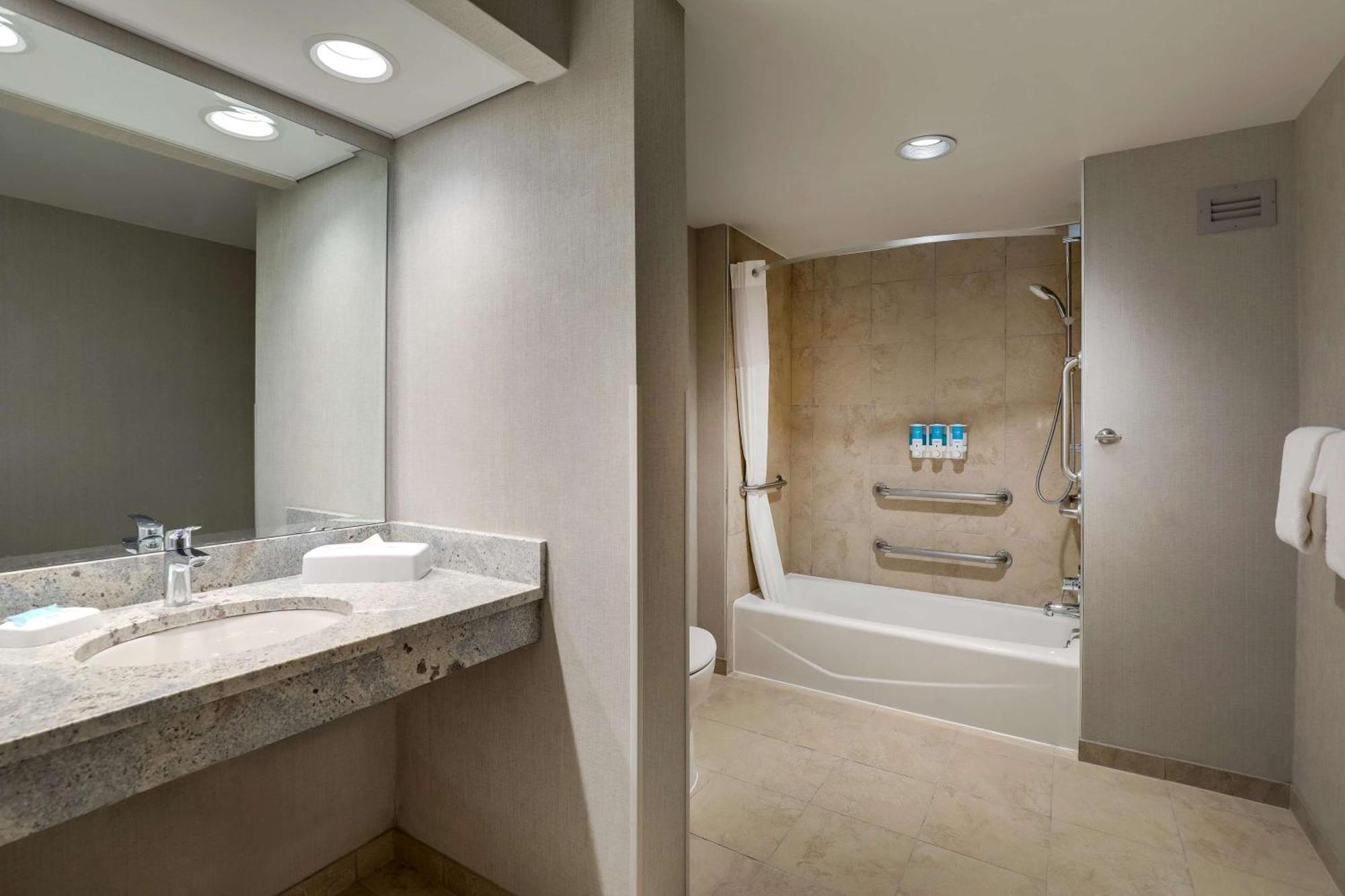 Drury Inn & Suites Springfield Dış mekan fotoğraf