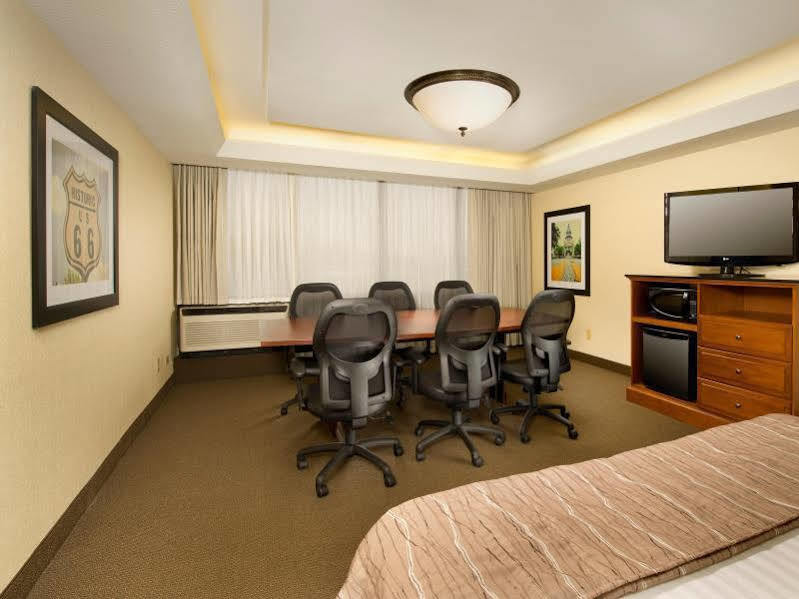 Drury Inn & Suites Springfield Dış mekan fotoğraf